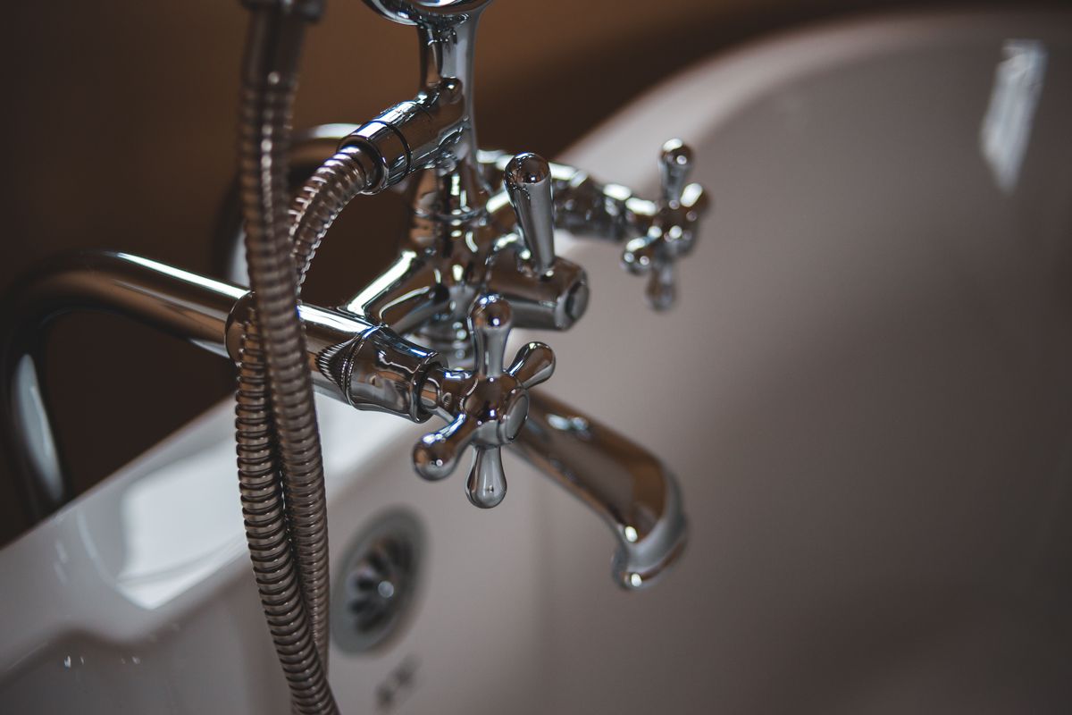 Bathtub fixture and valve replacement in Phoenix, AZ by Airpex plumbing